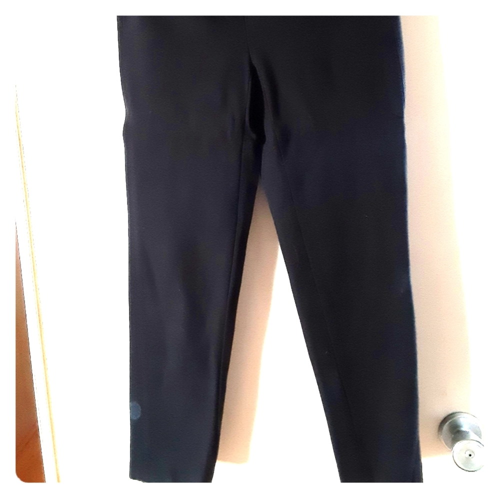 Black dress pants/slacks